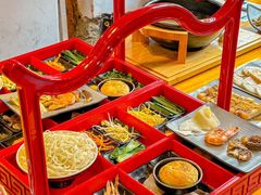 -勺子米线·云南传统小吃市集(四方街店)