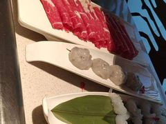 -海底捞火锅鲜切牛肉主题店(长寿路店)