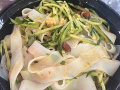凉皮-李记煎饼(文汇路店)