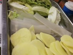 -超越炭火牛蛙火锅鸡(河东店)