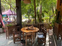 -抚仙湖生态石锅鱼野生菌(告庄店)