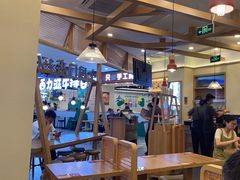 -煲仔皇腊味煲仔饭(经四万达店)