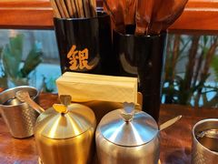-银米·云南传统过桥米线(双廊黑金冠店)