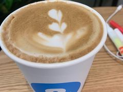 热拿铁（大）-COFFii&JOY(龙江新城市广场店)