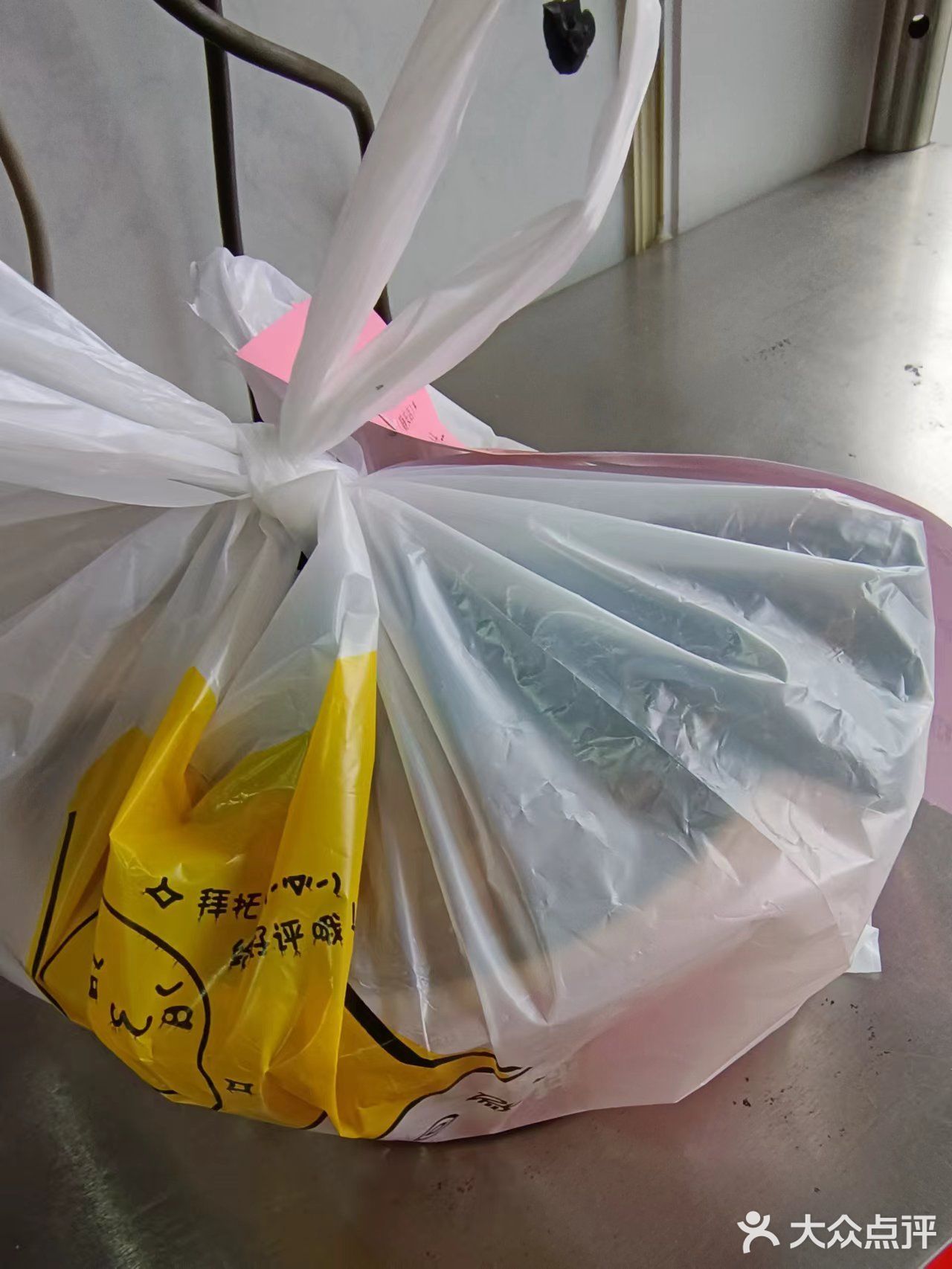 上海新店︱卤汁好吃还是饭好吃？拌在一起更好吃[调皮]