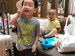 -上海滴水湖皇冠假日酒店