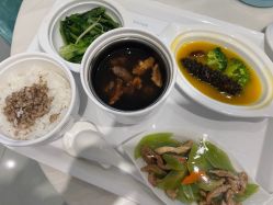 -华美国际月子会所(合生店)
