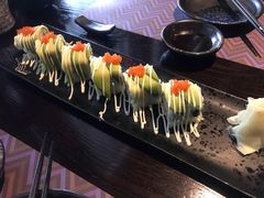 牛油果软壳蟹卷-羽山料理