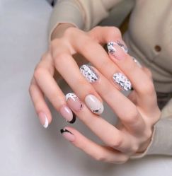 -兔猫ToMoreNails美甲美睫