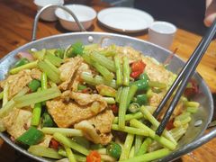 千页豆腐-豫菜园灌汤小笼包子(三大街店)