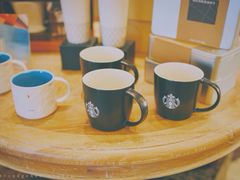 星巴克(沙面店)-星巴克臻选(广州沙面店)