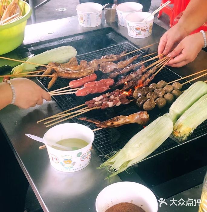 松山湖南湖湾露营营地图片