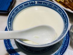 -香港百合居(LCM置汇旭辉广场店)