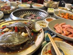 -草家酱蟹炭火烤肉店(珲春南路一店)