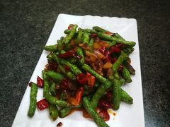 -何猫特色黄焖羊肉