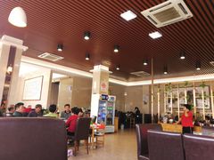 大堂-壮雄牛屠牛肉店(两英店)
