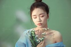 -onlygirl摄影美学馆高端定制(江滩店)