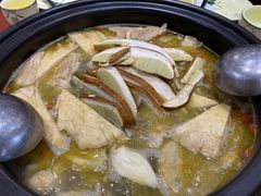 -菌之家·专业纯野生菌火锅·特色炒菌