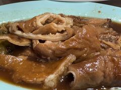 -Kha Mu Charoensang(Silom)
