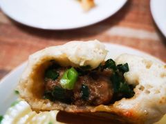 韭菜白菜肉炉包-老方子馅饼粥(台东店)