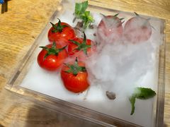 番茄脆菇沙拉-小大董·烤鸭(王府井apm店)