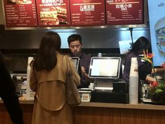-The Habit Burger Grill 哈比特汉堡(爱琴海店)
