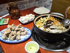 -菌之家·专业纯野生菌火锅·特色炒菌