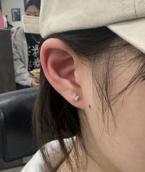 -龙之吻专业刺青·手工耳洞·纹身去色
