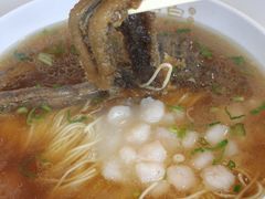 -老西白点心店