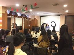 -金夫人化妆摄影职业培训学校