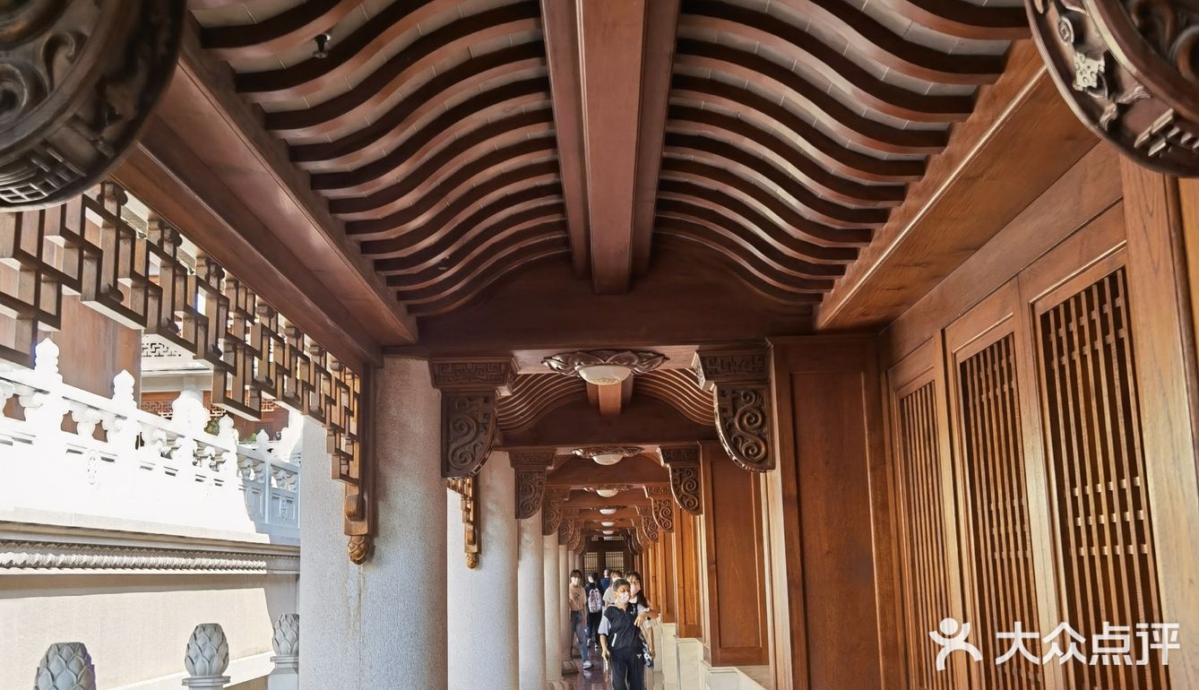 从静安寺看大上海的文明