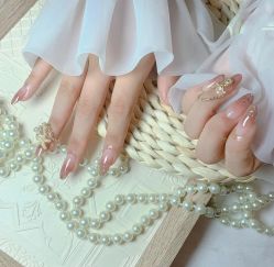 -Wink美甲美睫