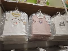 -优衣库(上海虹口龙之梦店)