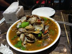 -金陵大勇烧烤·小龙虾·海鲜大咖(竹山路店)