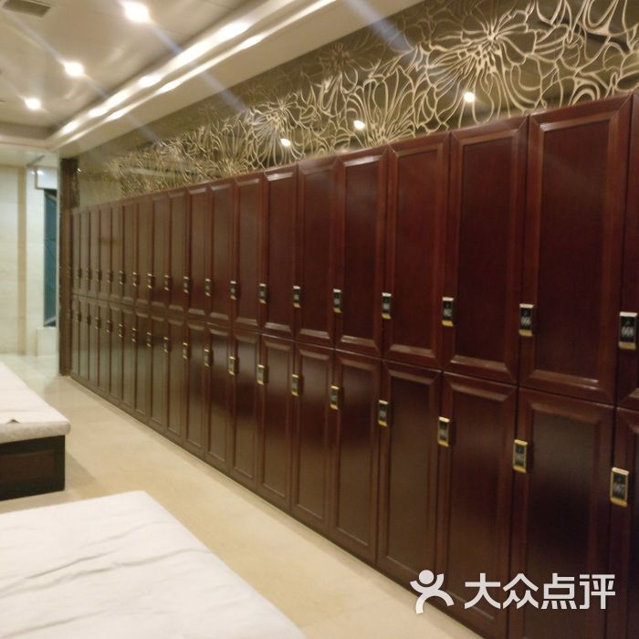 瑶池丽水休闲会馆