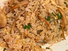 -香巴拉云南餐厅(华莱坞店)