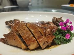 酱鸭腿-老正兴菜馆(福州路店)