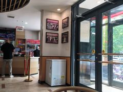 -闫家驴肉老店(华电一校店)