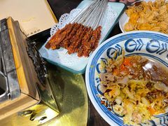 -东大桥小国抻面烧烤(长通路店)