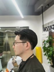 -优加东京秀烫染SALON