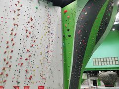 -重庆际华园室内极限运动中心