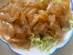 -一口猪海鲜浑锅·东北家常菜