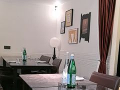 -LESCEDARS Brasserie Bistro香柏树