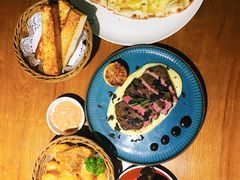 -JINNS锦时 steak&pizza(浸信会礼拜堂旧址店)