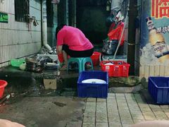 -华哥新鲜猪精品美食
