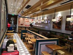 大堂-百事佳烧鸭牛腩(上海虹桥站店)