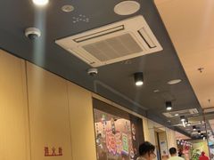 -海底捞火锅(宝龙广场夜宵主题店)