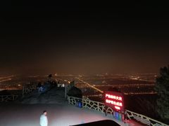 -鬼笑石后山停车场