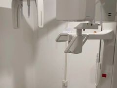 -维乐口腔(格林门诊长宁店)