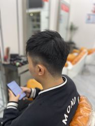 -豪斯塔美发连锁